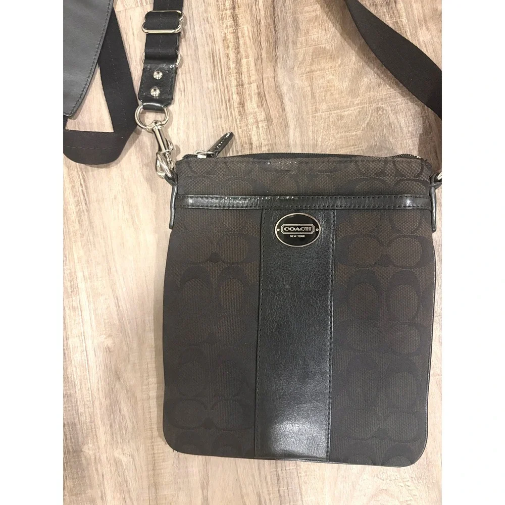 Vintage Coach Signature Stripe Crossbody Bag Black Brown